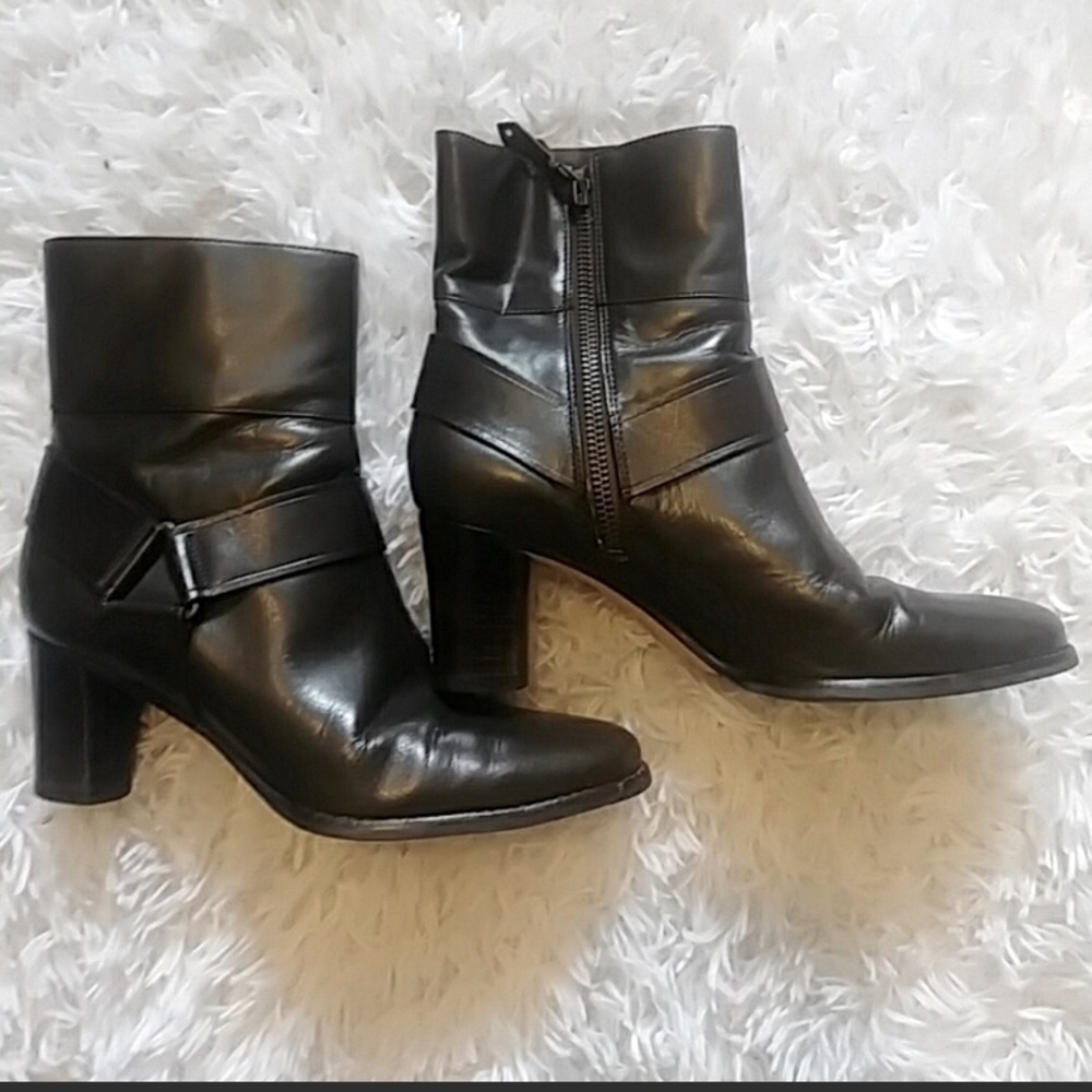 Dark Brown booties!